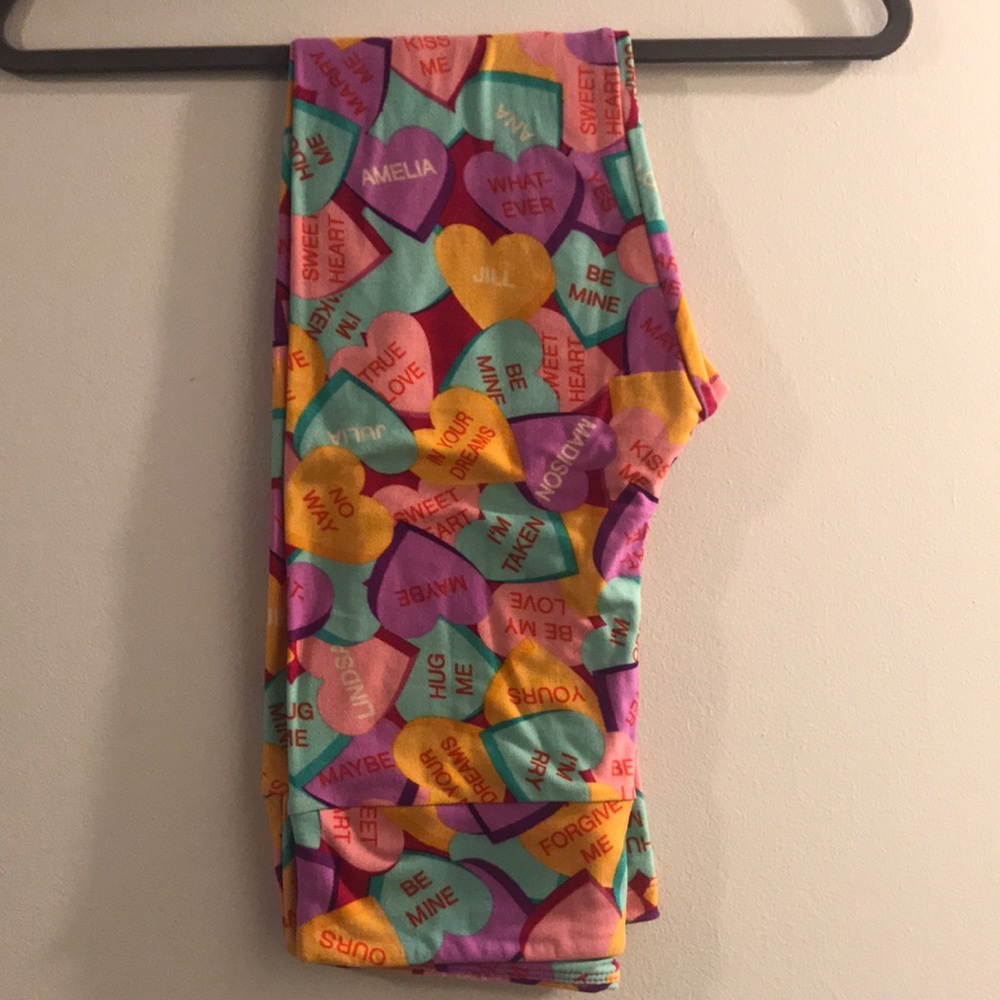 LuLaRoe Valentines Day Leggings